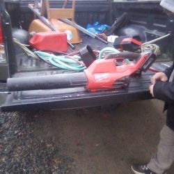 Milwaukee M18 Fuel Leaf Blower $200