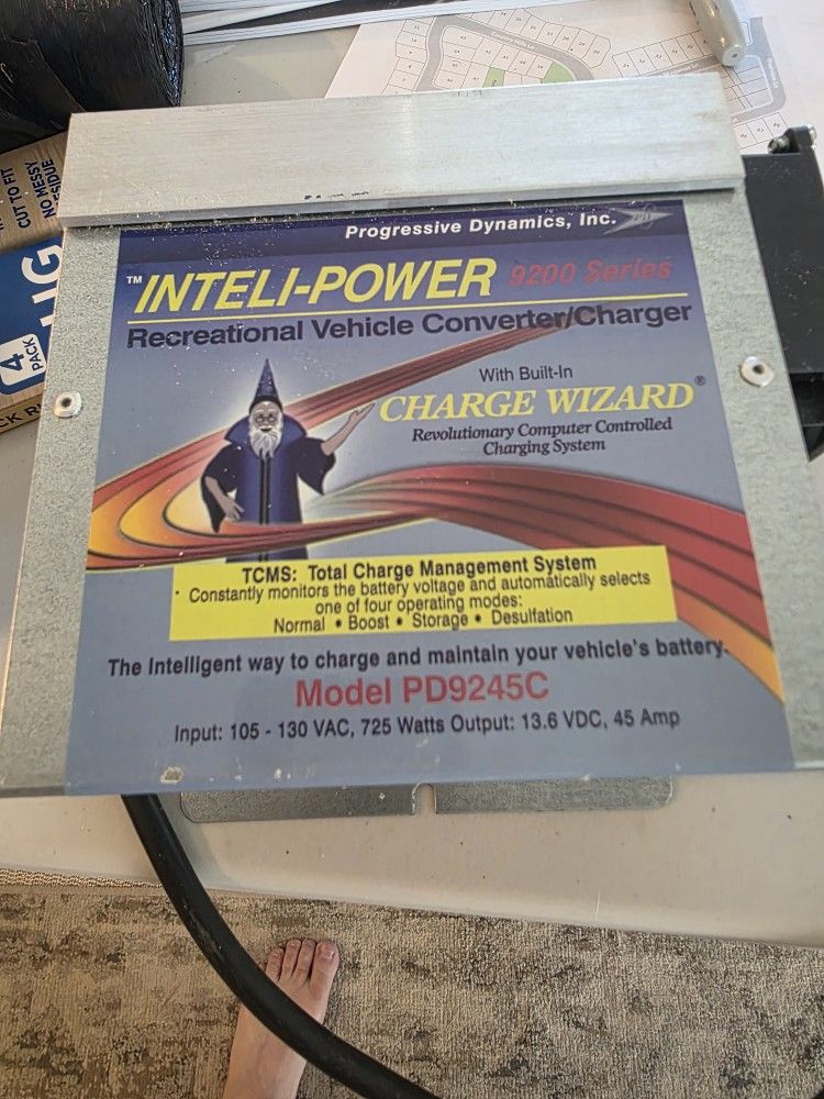 Inteli-Power 9200 Series Converter/Charger