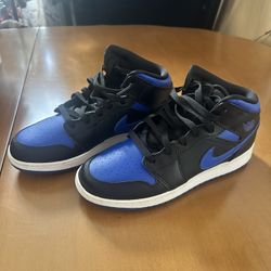 Jordan 1 Mid Blue Black