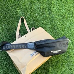 (Black)Burberry Song Belt Bag 