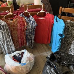 Women’s Clothes 