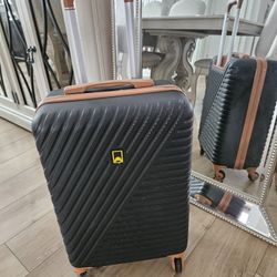 New Landisun Cary-on Suitcase 20"