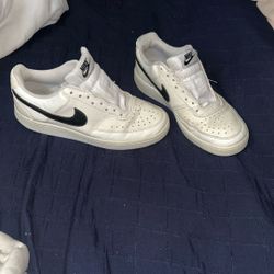 Air Force One (Baige Black And White