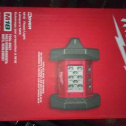 Milwaukee Flood Light 