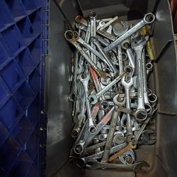 Lot Of Wrenches 