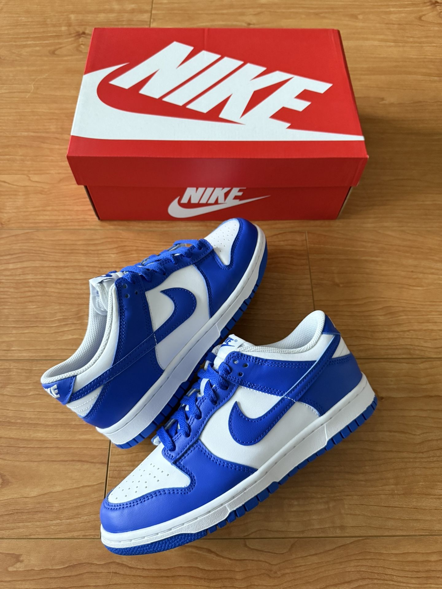NEW Nike Dunk Low White Hyper Royal Kentucky (2025) GS Size 6Y/7.5W