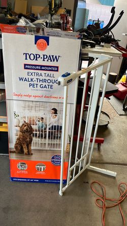 Pet dog gate
