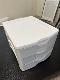 Sterilite 3-Drawer Desktop Organizer – White/Clear
