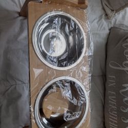 Adjustable Pet Feeder 