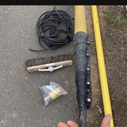 70’ Telescoping Solar Panel/ Window Water Brush