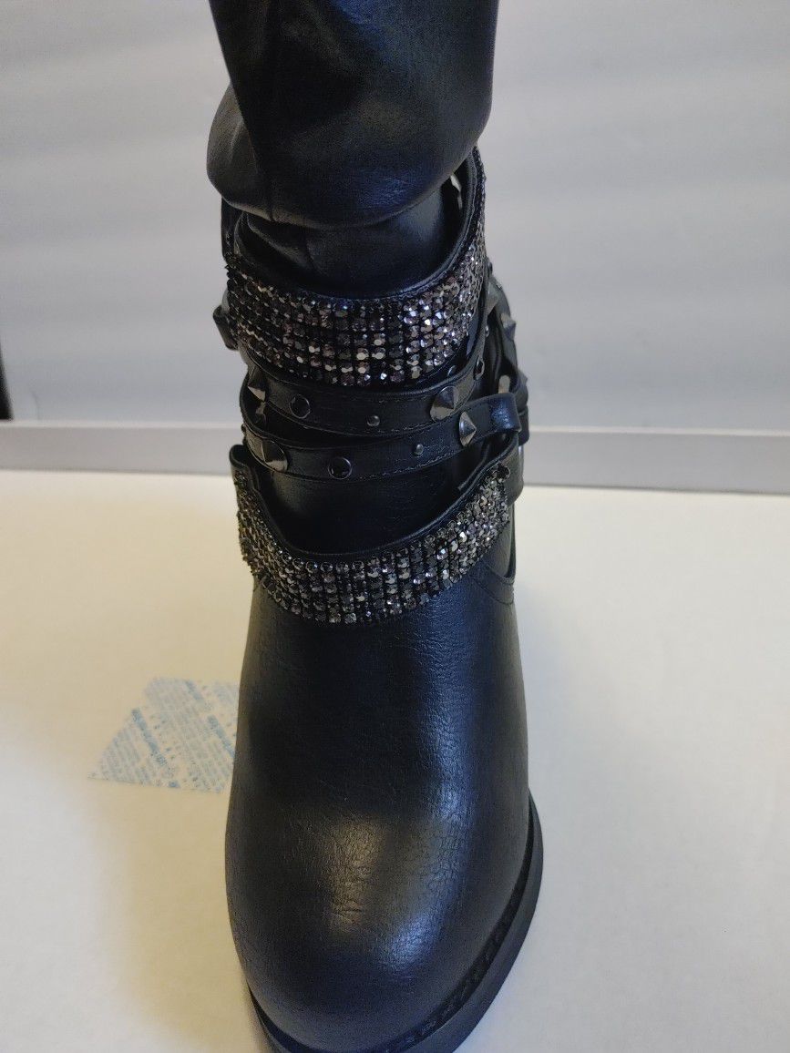 Women's Chain Boots
