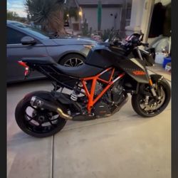 2016 KTM 1290r Super Duke