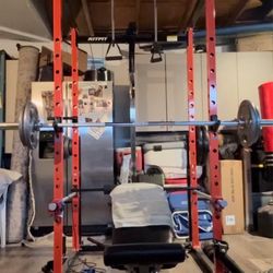 Squat Rack/lat Pull Down/back Row/pull Up/landmine/bench Press/dip Bars