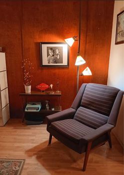Vintage Mid Century MCM Tension Floor to Ceiling Lamp