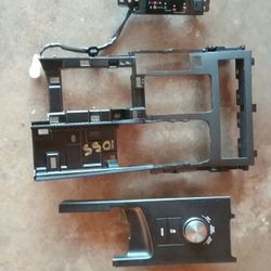 Lexus IS 250 2015 Center counsel parts