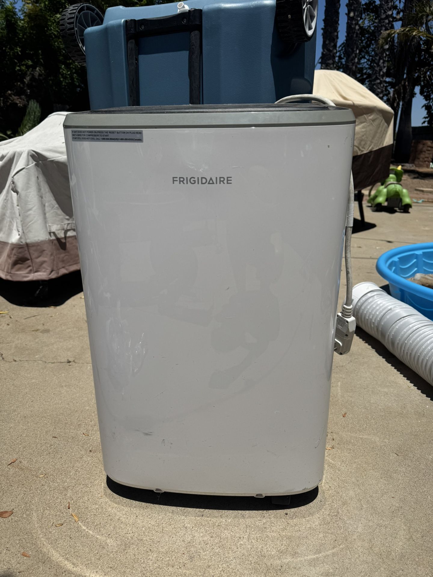 $75 Frigidaire Rolling AC Unit. BTU 8000