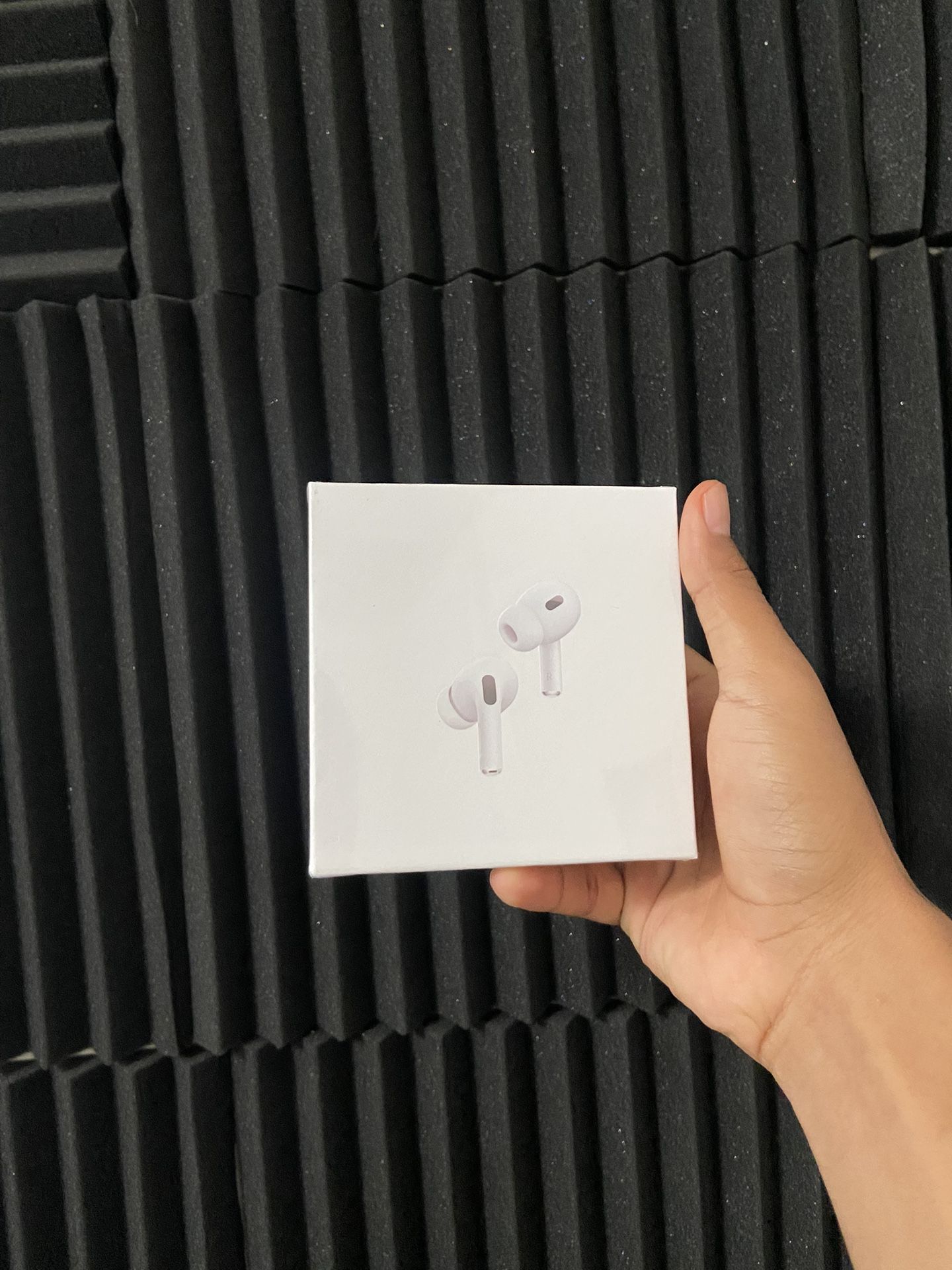 Gen 2 Air Pods For The Low ✅