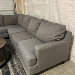 Large Light Grey U-Shape Sectional – Clean – Delivery Available 