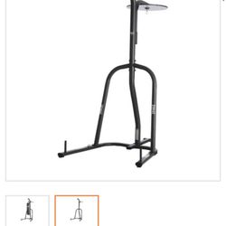 Everlast Punshing Bag And Stand