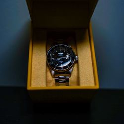 Invicta Men’s Pro Diver Watch. (8932)