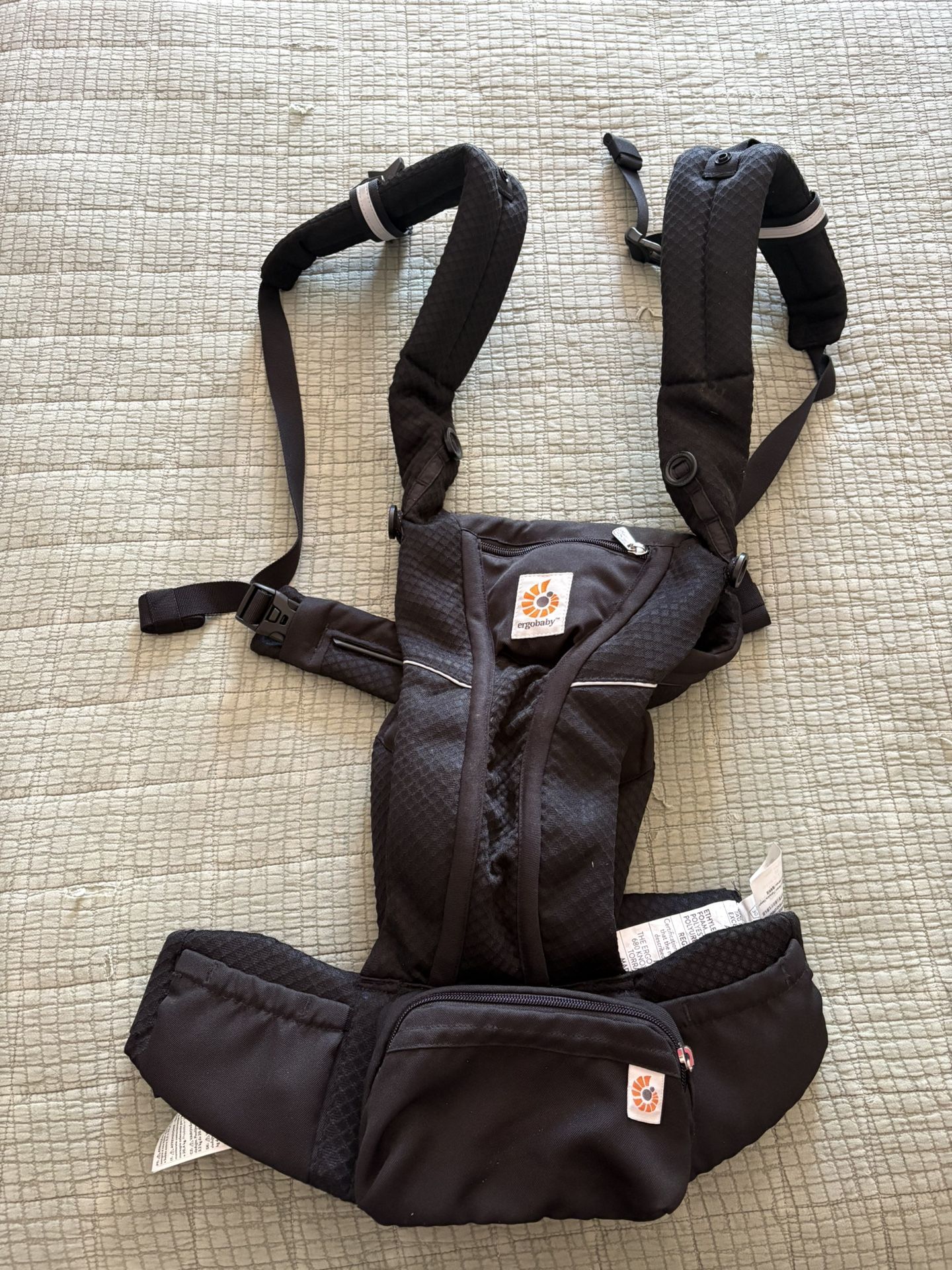 Ergo baby carrier BLACK
