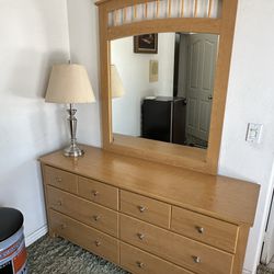 Chest of Drawers with Mirror 