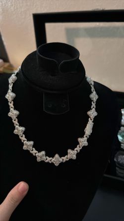 Moissanite chain