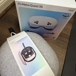 “Brand New Meta Quest 3S 128GB + Case (Sealed)”