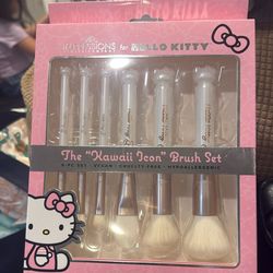 Hello Kitty Makeup Brushes 
