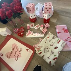 Lucky In Love Party Decor 