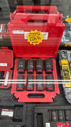 Milwaukee socket set