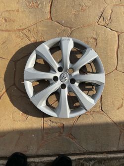 Toyota Corolla Wheel Covers/Hubcaps  - 16”