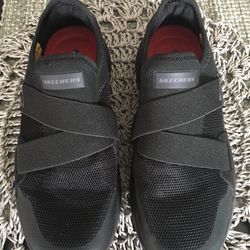 Sketchers Women’s Work Slip Resistant Shoes