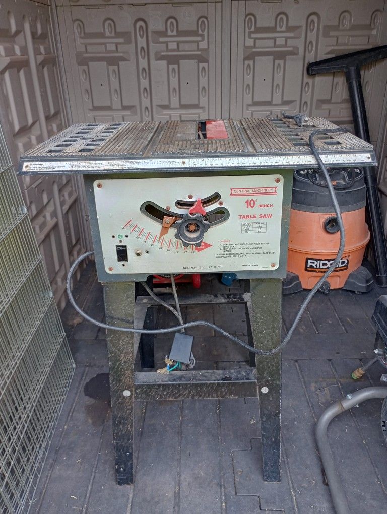 10-in Table Saw