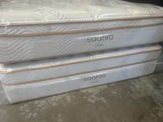 Queen Saatva 11" and 14" Pillow Top Mattress 
