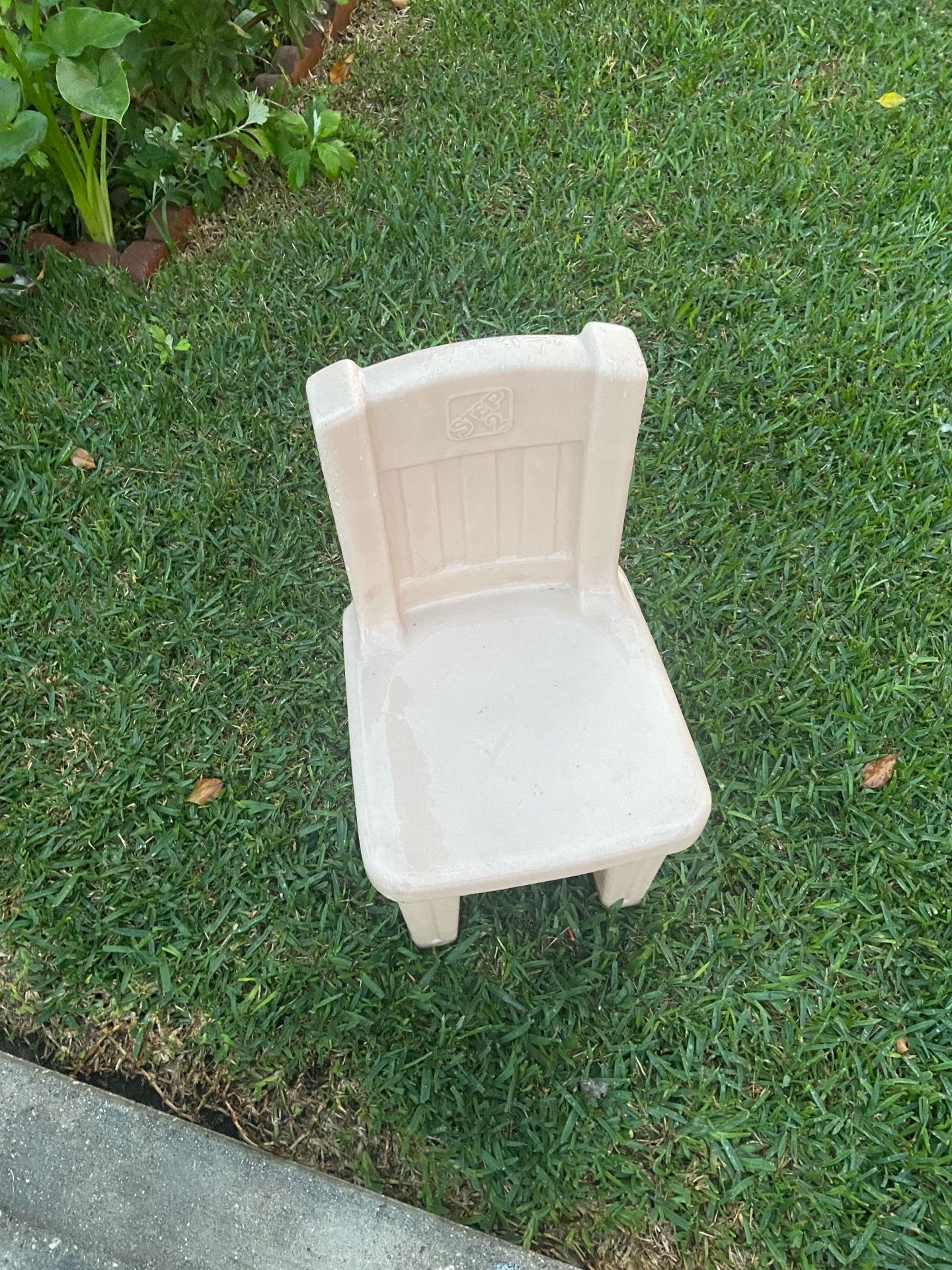 Toddler chair step 2