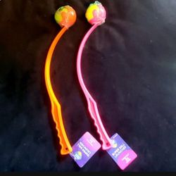 SUPER BALL LAUNCHERS For DOGS..BRAND NEW 