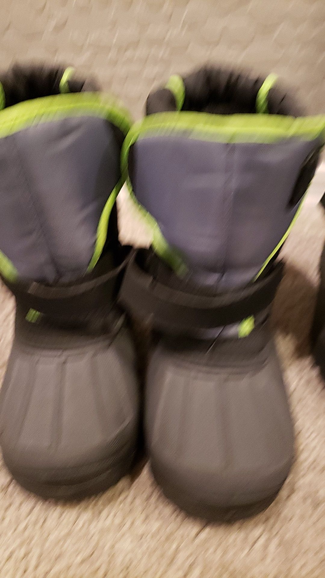 Snow boots for kids - size 11