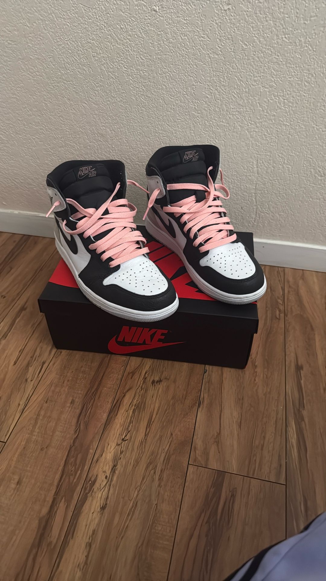 Jordan 1 “stage haze”