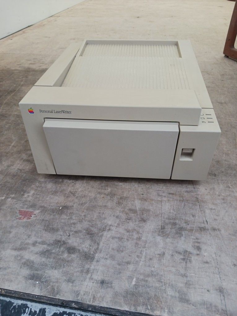 Vintage Apple Personal Laserwriter NTR Parallel Serial Printer M2000
**Powers On But Not Tested**