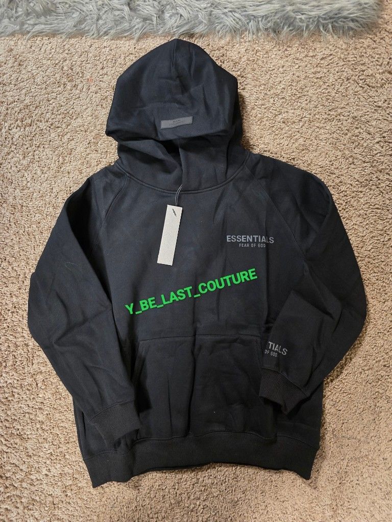 ESSENTIALS HOODIE
