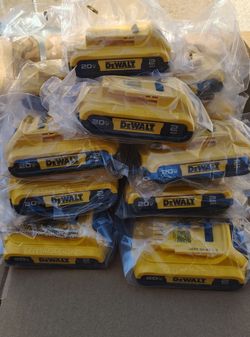 DeWalt 20 volt batteries $35.. each..or 2x$60... brand new.. pickup only...
