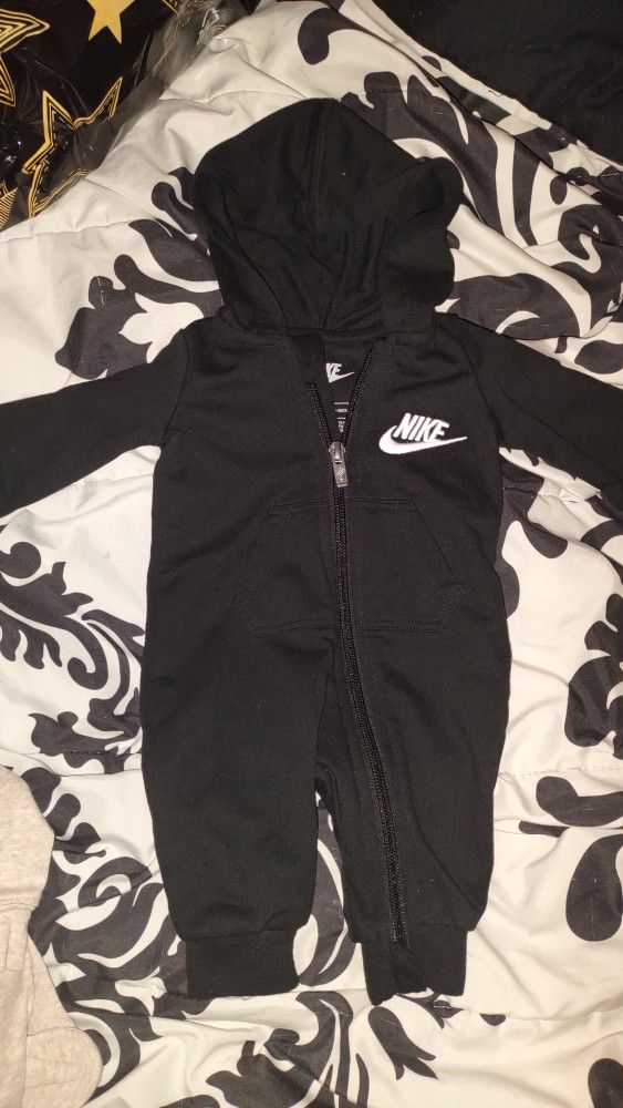 Nike Newborn Outfit