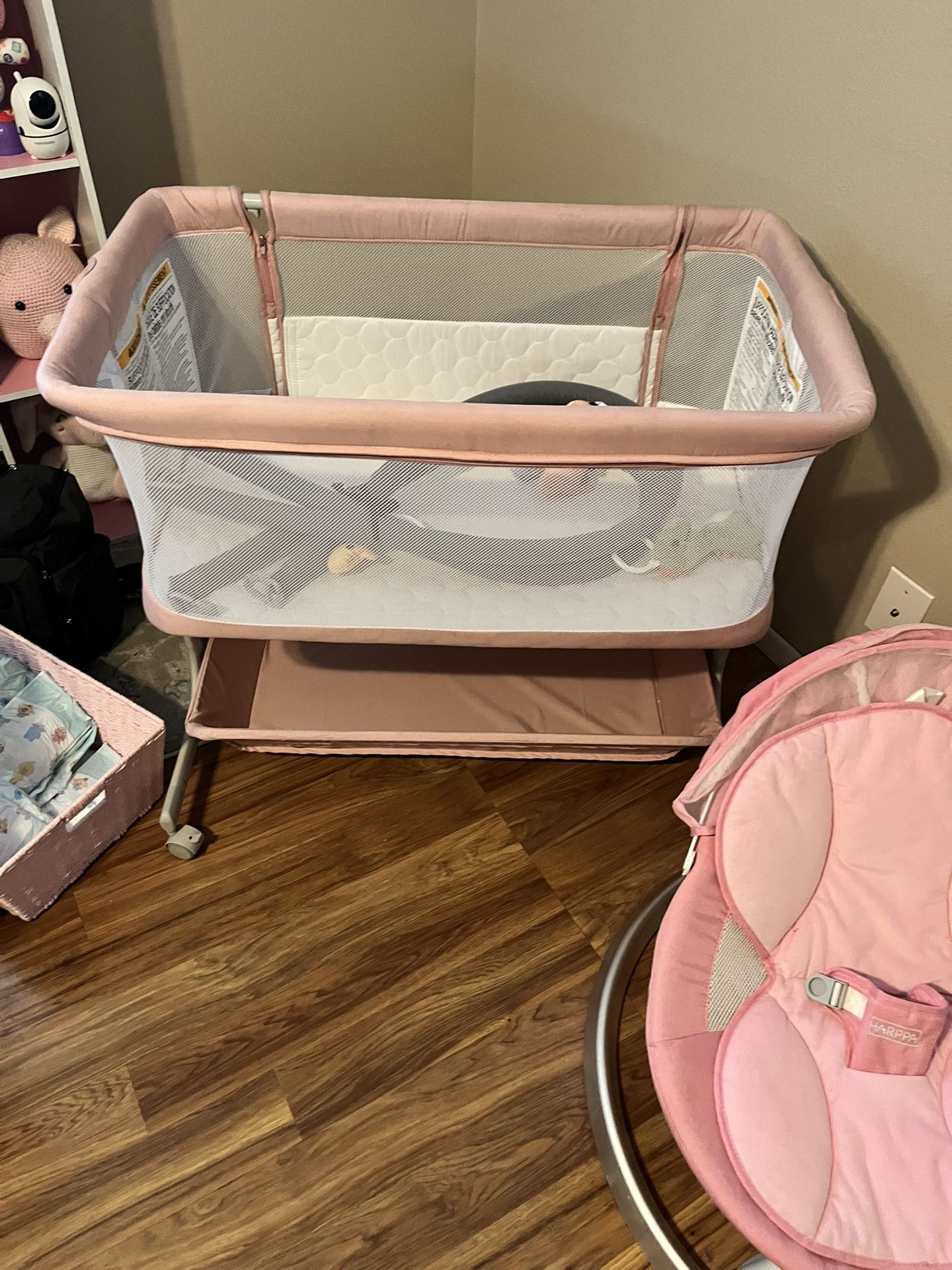 Baby Crib And Swing