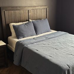 Entire Bedroom Set For Sale $600