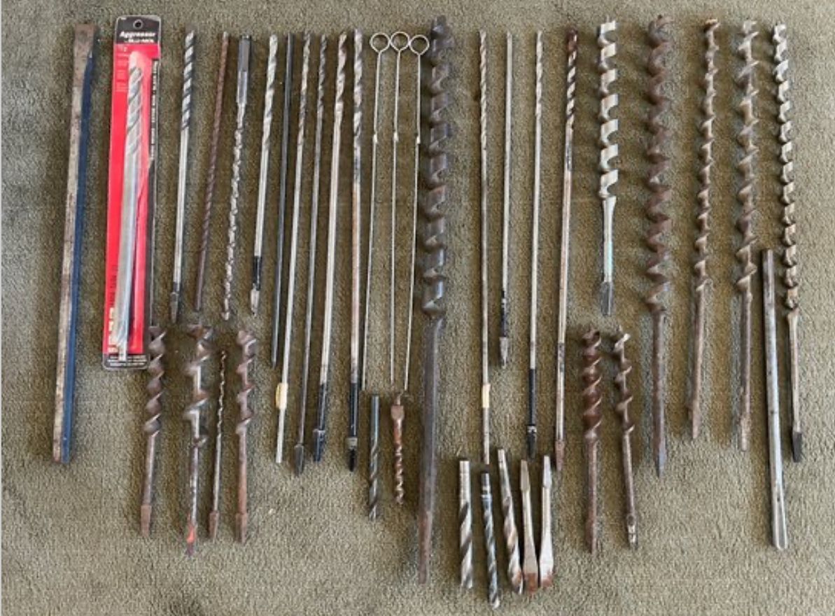 LARGE LOT OF DRILL BITS ALL SIZES