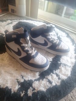 Navy blue nike kids shoes youth