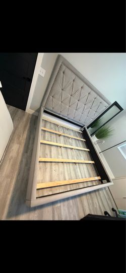 King size bed