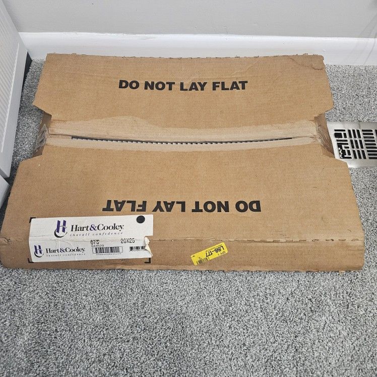 Hart & Cooley 20 In. X 25 In. Steel Return Air Filter Grille In White Open Box