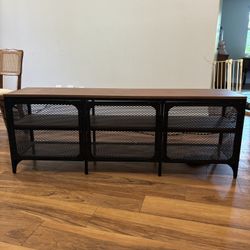 TV Stand / Media Console – 6ft Wide